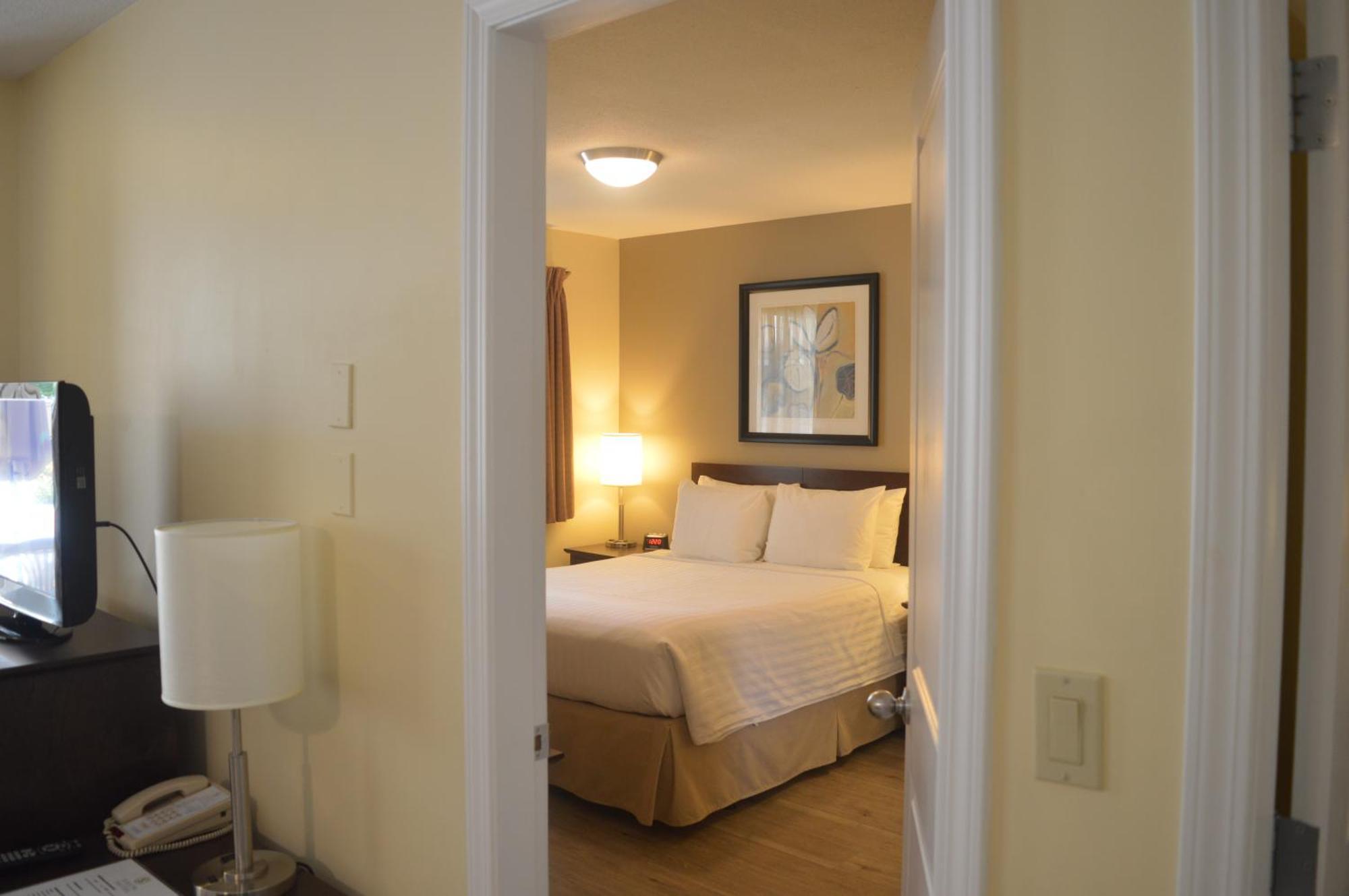 Siesta Suites 킬로나 외부 사진