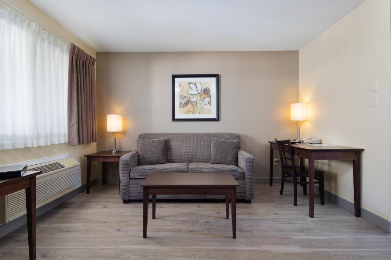 Siesta Suites 킬로나 외부 사진